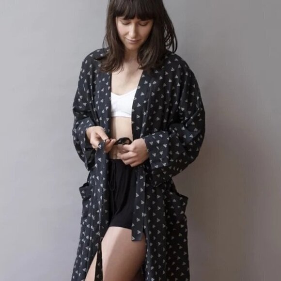 Gray Market Womens Robe Black White One Size Kako Block Printed Pure Cotton NWT - Picture 6 of 15